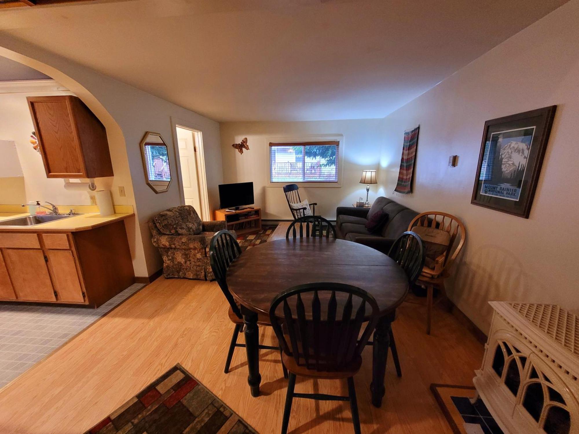 Alexander'S Lodge Ашфорд Екстериор снимка